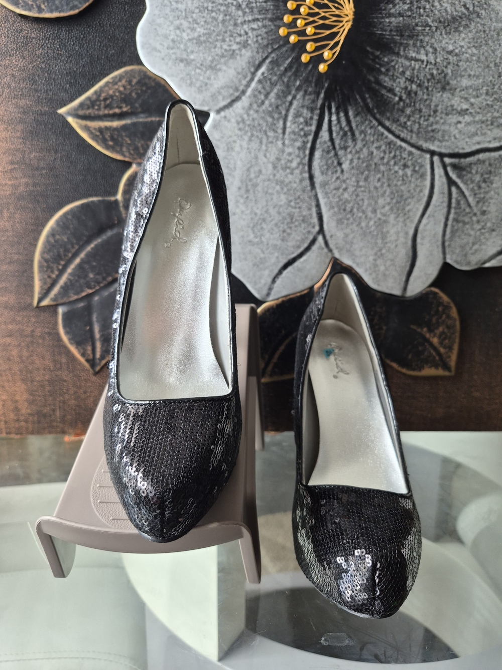 Sequin Hearts Black Sequin Round-Toe Pumps